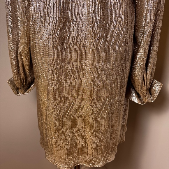 SKYLAR ROSE Metallic Long Sleeve Oversized Shirt Event Dress MUTED GOLD / LARGE - Picture 11 of 15